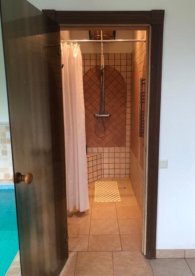 Guests House With Amazing Pool And Sauna Babite ภายนอก รูปภาพ