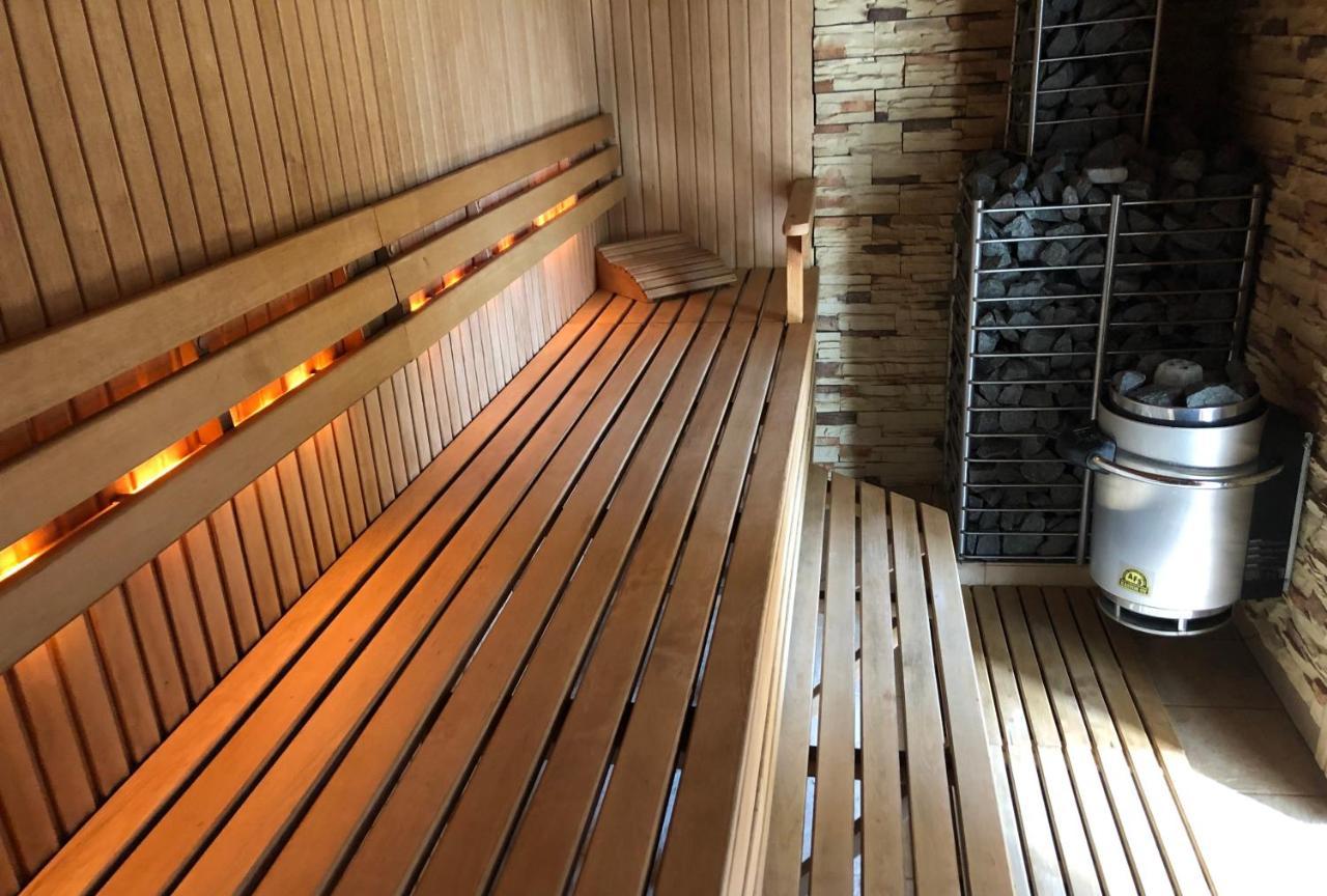 Guests House With Amazing Pool And Sauna Babite ภายนอก รูปภาพ