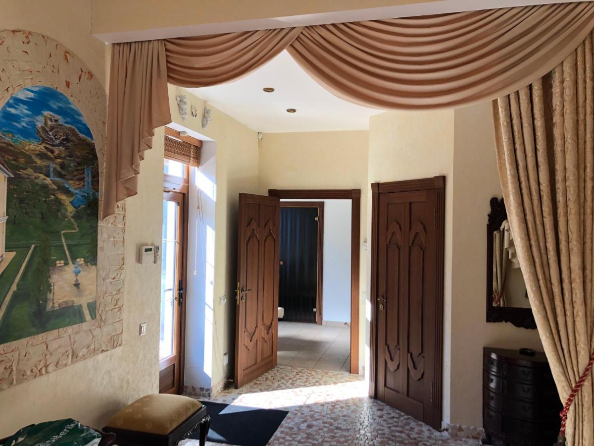 Guests House With Amazing Pool And Sauna Babite ภายนอก รูปภาพ